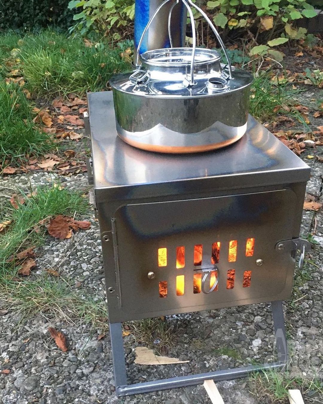 Winnerwell® Fastfold Titanium Camping Stove Series