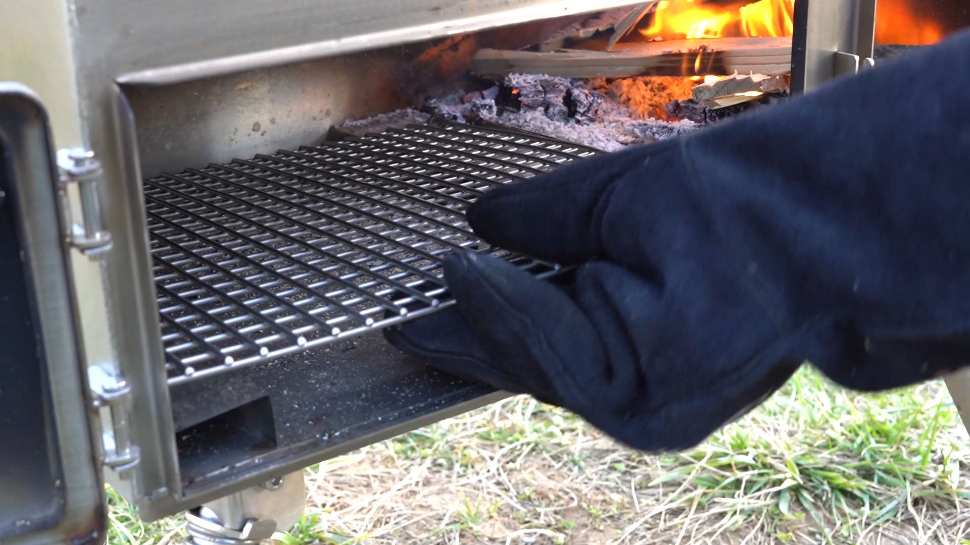 Winnerwell® Woodlander L-sized Pizza Oven Large Firebox Grate