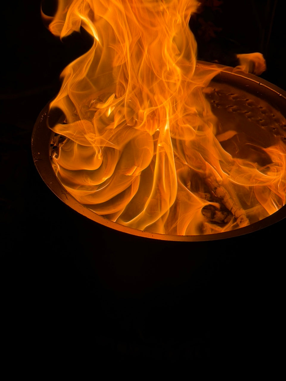 Winnerwell® Tornado Smokeless Fire Pit