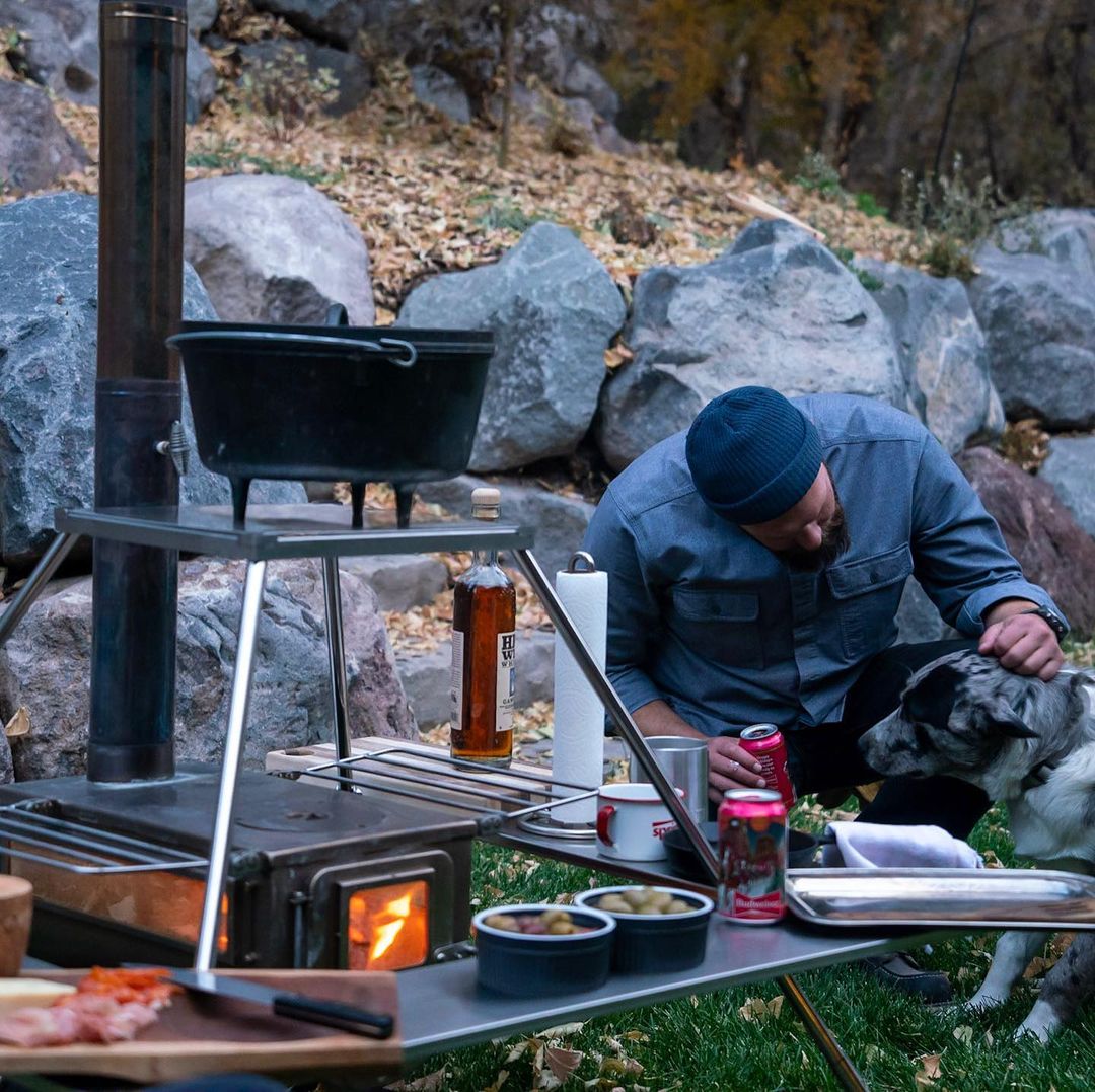 Winnerwell® Fire Guard Stove Table